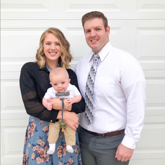 Meet your Posher, Sierra - Picture 1 of 1